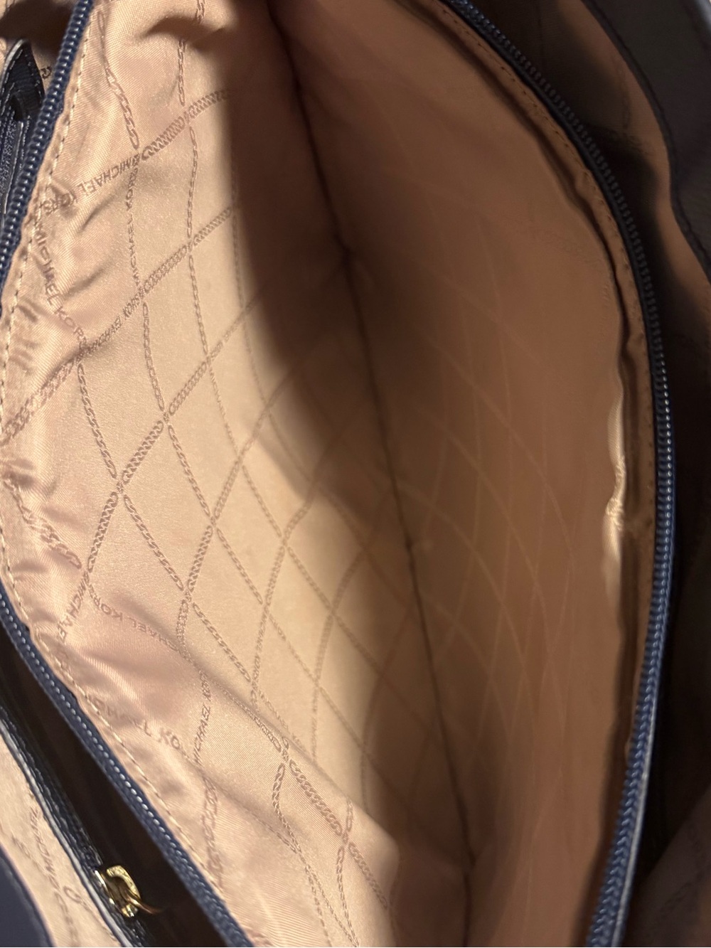 Michael Kors Canvas Signature Tote Brown - Picture 9 of 10